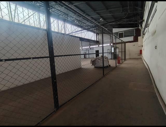 3,715M² WAREHOUSE TO LET IN HERIOTDALE